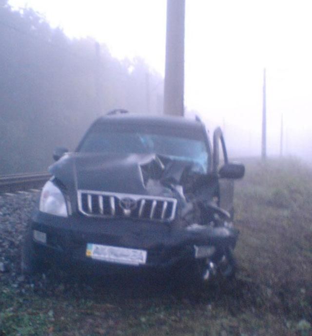 На Харківщині поїзд збив автомобіль