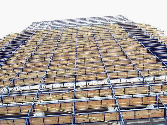 У Львові насмерть розбився будівельник У Львові насмерть розбився будівельник