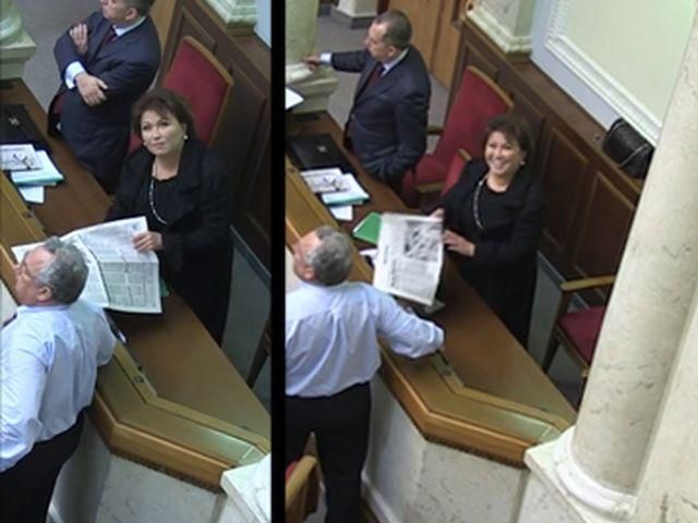 У Раді Бахтеєва прикрилася газетою і наче проголосувала за сусіда (Фото. Відео)