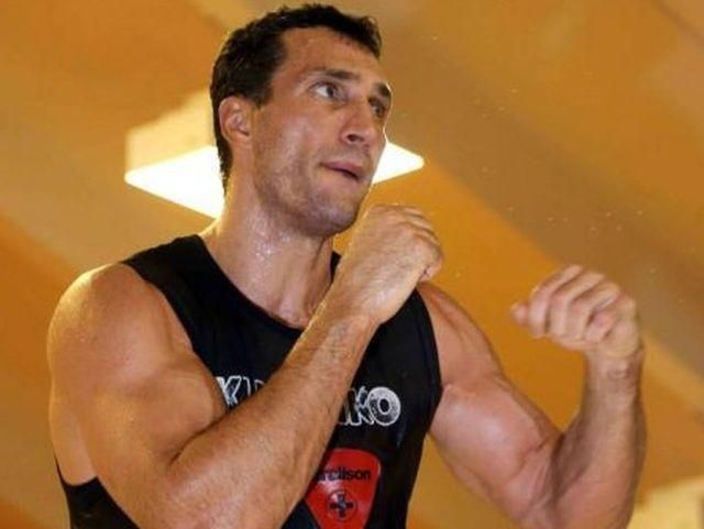 Кличко потренувався на очах у журналістів і розхвалив Повєткіна (Фото, Відео) Кличко потренувався на очах у журналістів і розхвалив Повєткіна (Фото, Відео)