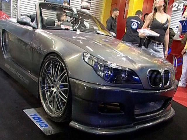 Выставка оттюнингованных автомобилев в Германии: сочетание роскоши, качества и эксклюзивности Выставка оттюнингованных автомобилев в Германии: сочетание роскоши, качества и эксклюзивности