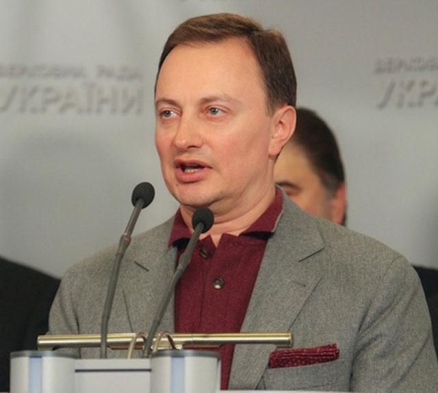 Киевская "Батькивщина" требует исключить бютовца из фракции Киевская "Батькивщина" требует исключить бютовца из фракции