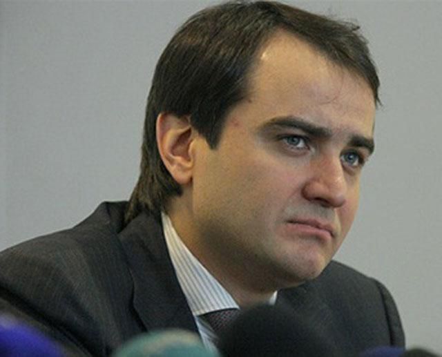 У Дніпропетровську напали на приймальню опозиціонера У Дніпропетровську напали на приймальню опозиціонера