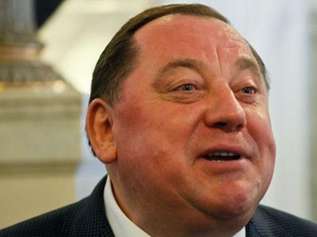 Міліціонерам, які не впильнували Мельника, загрожує до 5 років тюрми, – прокурор Міліціонерам, які не впильнували Мельника, загрожує до 5 років тюрми, – прокурор