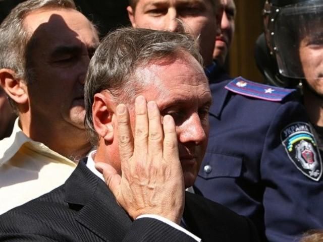 В Партии регионов ждут улучшения перед выборами 2015 В Партии регионов ждут улучшения перед выборами 2015