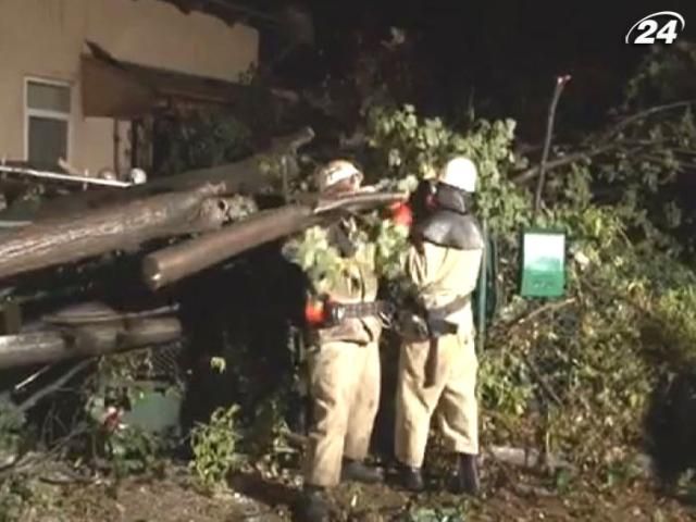 Стихия нанесла Львовщине убытков на сумму свыше миллиона гривен Стихия нанесла Львовщине убытков на сумму свыше миллиона гривен