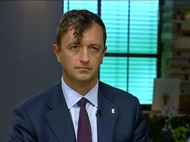 "Паски затягувати" треба бідним, а державну допомогу передбачено для багатих, - свободівець "Паски затягувати" треба бідним, а державну допомогу передбачено для багатих, - свободівець