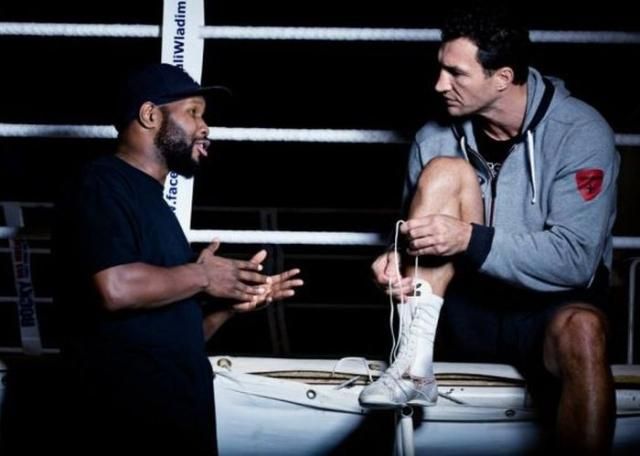 Кадри з Кличком за крок до фіналу тренувань (Фото) Кадри з Кличком за крок до фіналу тренувань (Фото)