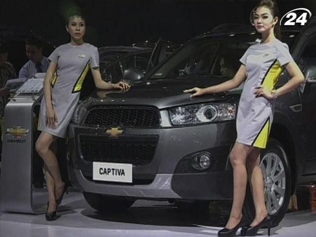 В Индонезии продолжается крупнейший в Восточной Азии автосалон