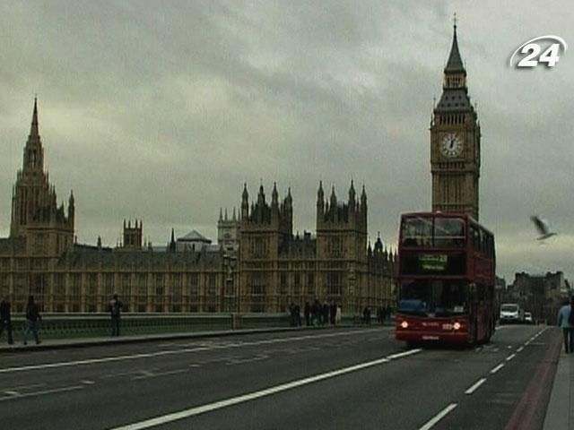 Через автомобільні аварії Британія втратила 35 млрд фунтів Через автомобільні аварії Британія втратила 35 млрд фунтів