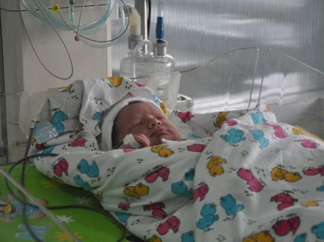 У Полтаві врятували знайдене у смітнику немовля 