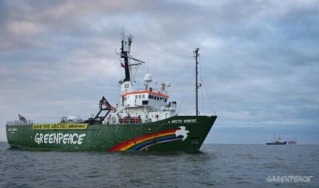 Слідство щодо корабля Greenpeace продовжується