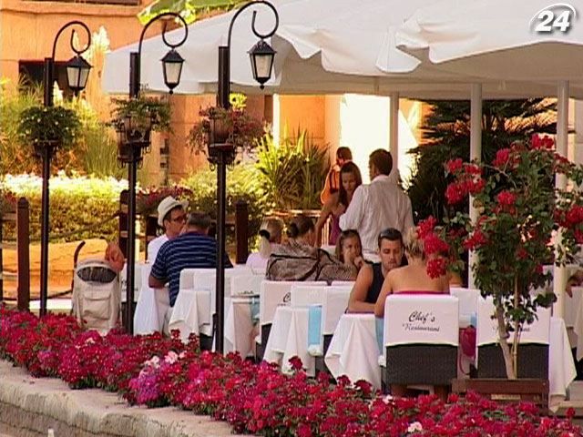 Осенние туристические туры не вырастут в цене, - эксперты Осенние туристические туры не вырастут в цене, - эксперты