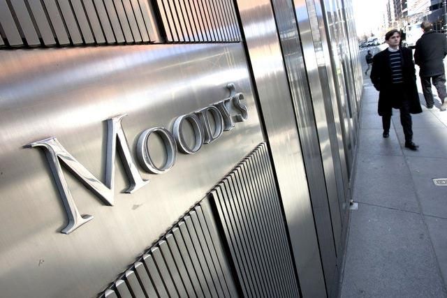 Фінансові аналітики не злякалися падіння України в рейтингу Moody's