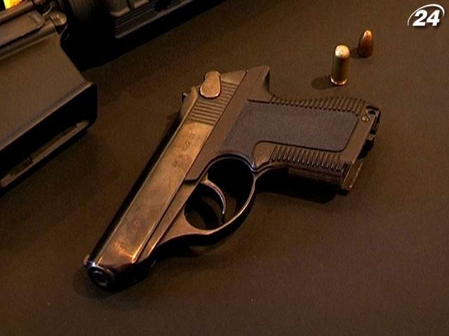 В Україні діють парадоксальні правила обігу зброї, - експерт В Україні діють парадоксальні правила обігу зброї, - експерт