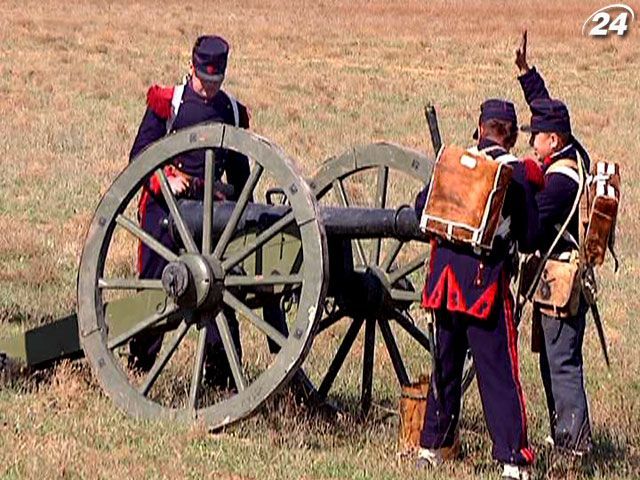 Во время реконструкции боя в Крыму пострадали двое участников Во время реконструкции боя в Крыму пострадали двое участников