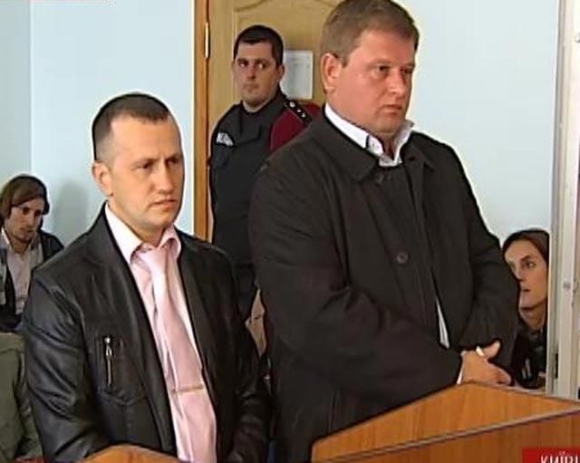 Міліціонери заплуталися, хто має контролювати Мельника, - пояснення МВС Міліціонери заплуталися, хто має контролювати Мельника, - пояснення МВС