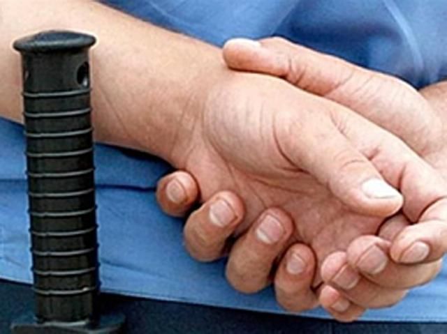 Столичні міліціонери били старшу жінку, вимагаючи в неї зізнання Столичні міліціонери били старшу жінку, вимагаючи в неї зізнання