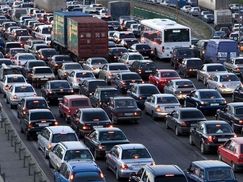 Київ готується до зими: в'їзд у центр хочуть зробити платним 