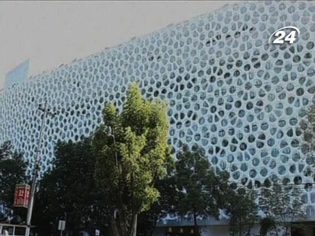 В Мексике стена больницы очищает воздух В Мексике стена больницы очищает воздух