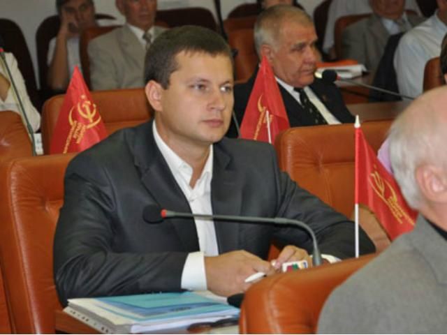 Фарион заслуживает еще один иск, - коммунист Фарион заслуживает еще один иск, - коммунист