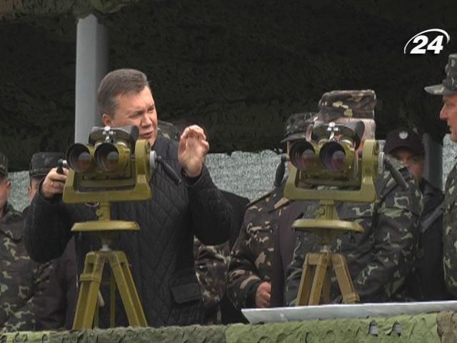 Военные не комментируют инцидент с ракетой и Януковичем Военные не комментируют инцидент с ракетой и Януковичем