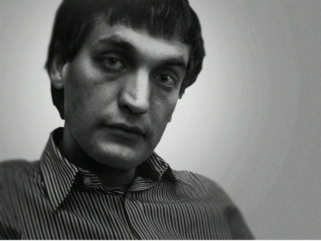 Обстріляли будинок вдови правозахисника Гройсмана Обстріляли будинок вдови правозахисника Гройсмана