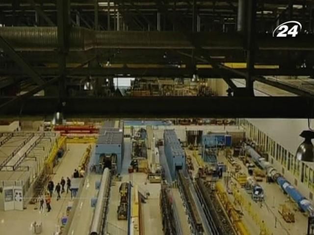 Великий адронний колайдер показали всім охочим Великий адронний колайдер показали всім охочим