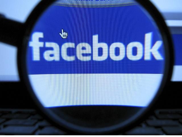 Facebook будет искать по комментариям и фото Facebook будет искать по комментариям и фото
