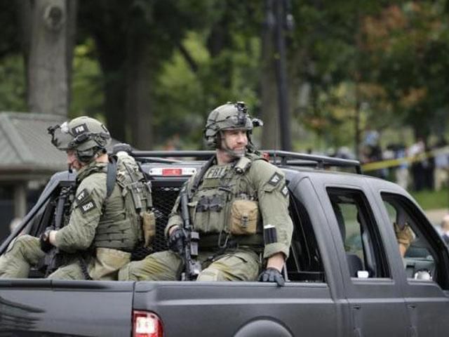 Фото дня: Стрельба на Капитолийском холме Фото дня: Стрельба на Капитолийском холме