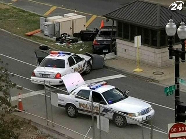 Поліція Вашингтону розповіла про долю жінки-стрільця та дитини Поліція Вашингтону розповіла про долю жінки-стрільця та дитини