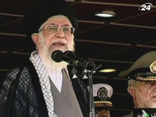 Иран делает шаги к сближению с США Иран делает шаги к сближению с США