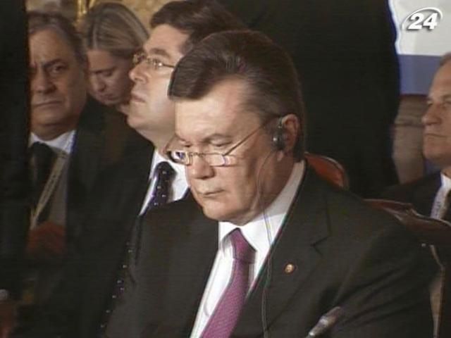 Янукович встретится с тремя европейскими президентами Янукович встретится с тремя европейскими президентами