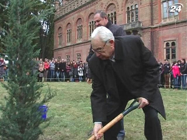 В Черновцах выращивают Библейский сад