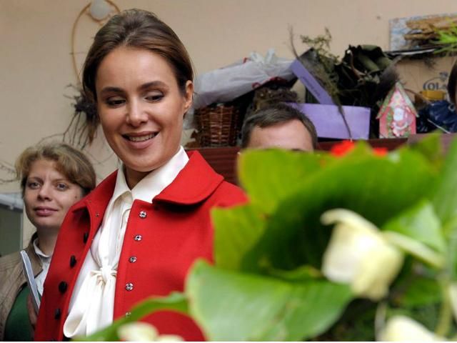 Королевская стала кумой Пшонки (Фото) Королевская стала кумой Пшонки (Фото)