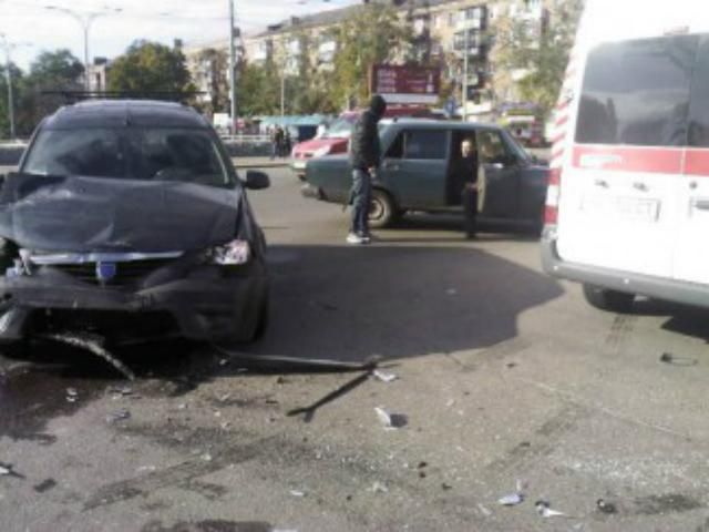 В ДТП у Києві постраждали 4 людини (Фото)