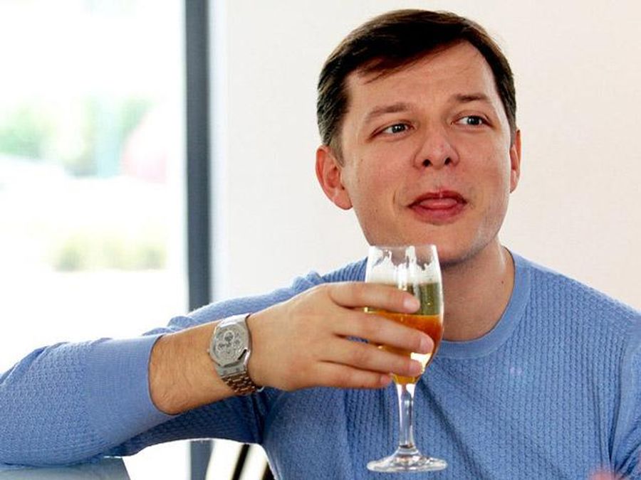 Ляшко вимагає позбавити Януковича і Азарова зарплат