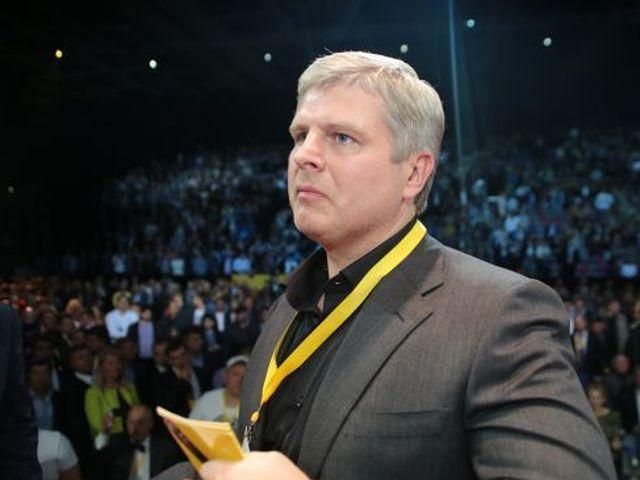 Кличко объективно сильнее Поветкина, - Рябинский