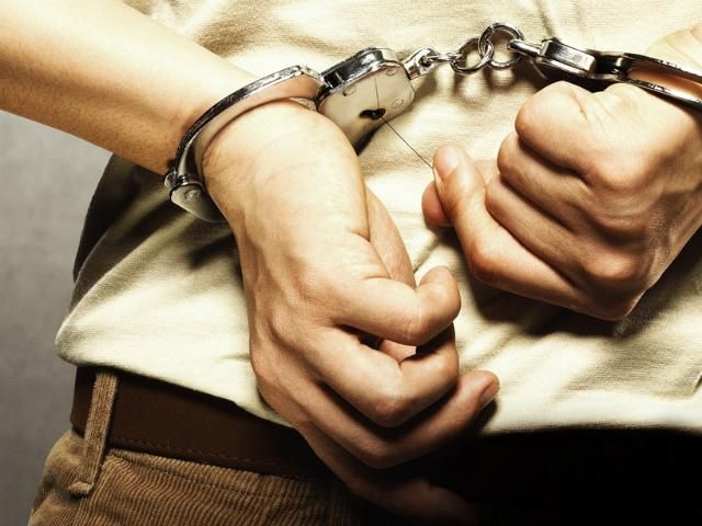 Іспанець та українець намагалися дати хабар польським прикордонникам Іспанець та українець намагалися дати хабар польським прикордонникам