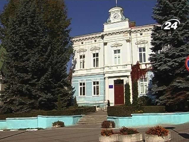 Мерія Калуша всім складом оголосила страйк Мерія Калуша всім складом оголосила страйк