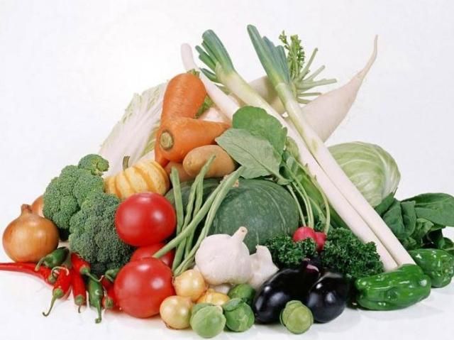 Україна повністю забезпечить себе овочами, - Азаров