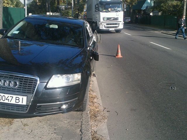 Мер Бучі, який збив жінку, каже, що вона сама "збила" його авто Мер Бучі, який збив жінку, каже, що вона сама "збила" його авто