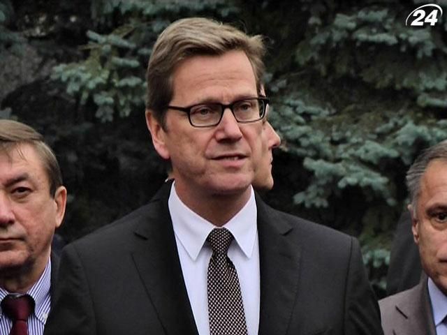 Німеччина знову заявляє про свою готовність лікувати Тимошенко Німеччина знову заявляє про свою готовність лікувати Тимошенко