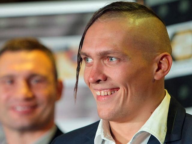 Усик готов отбирать пояса у Кличко