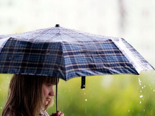 З 15 жовтня в Україну повернуться дощ і холод З 15 жовтня в Україну повернуться дощ і холод