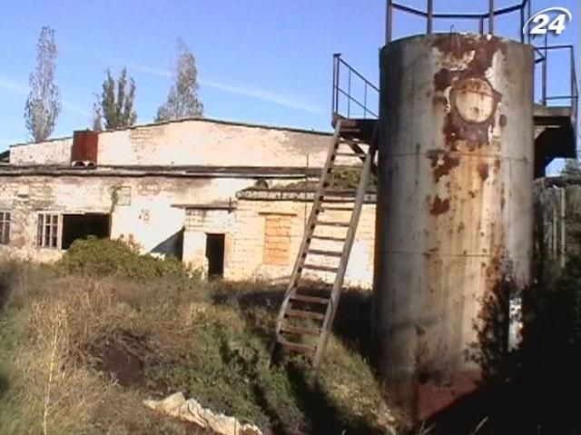 На территории агрофирмы нашли 5 тонн яда На территории агрофирмы нашли 5 тонн яда