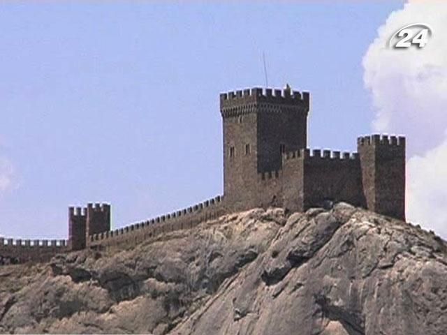 Судак – місто вина та середньовічної архітектури Судак – місто вина та середньовічної архітектури