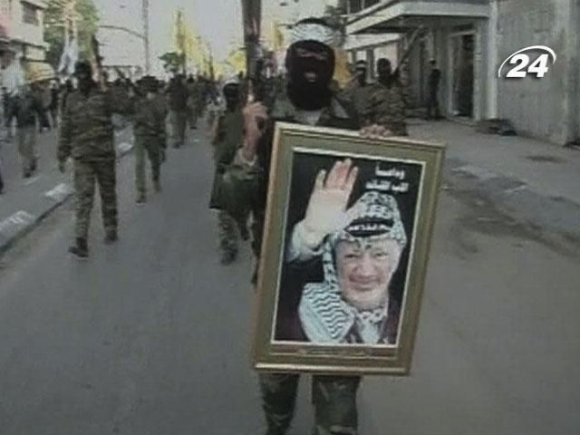 Ясира Арафата могли отравить полонием, - швейцарские ученые Ясира Арафата могли отравить полонием, - швейцарские ученые