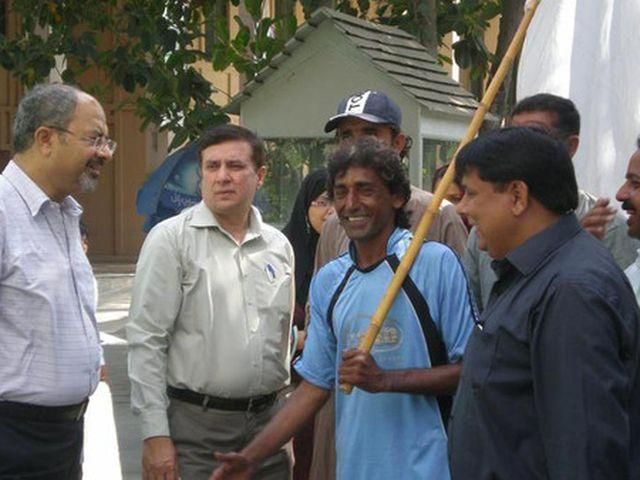 Пакистанський паломник здійснив 6387-кілометрову пішу ходу до Мекки Пакистанський паломник здійснив 6387-кілометрову пішу ходу до Мекки