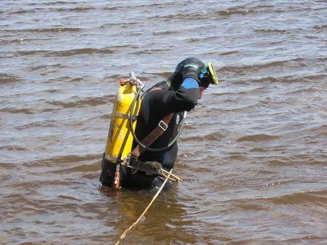 В России в озере утонуло авто с украинцами: 3 погибших В России в озере утонуло авто с украинцами: 3 погибших